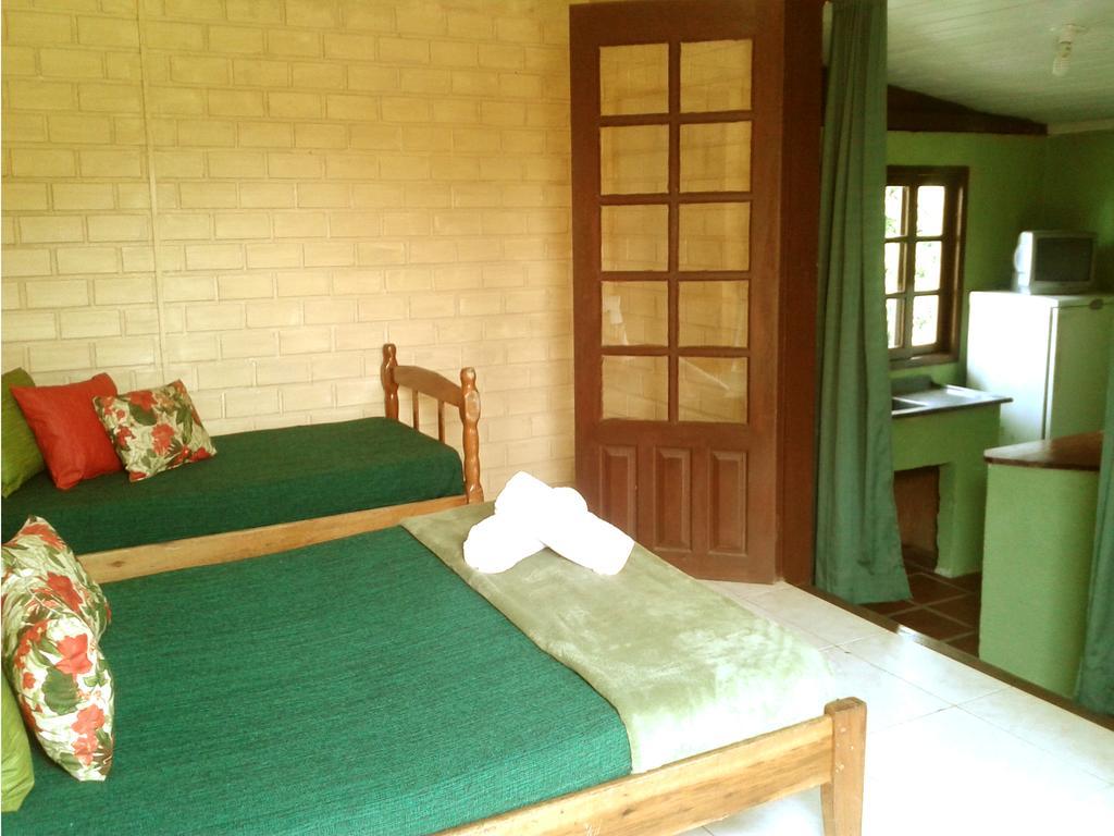 Pousada Terra Linda Praia do Rosa Room photo